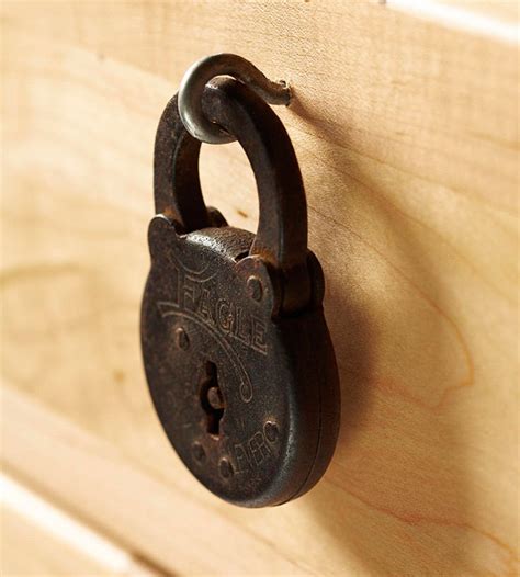 Buy online or in store with confidence. Ten DIY Cabinet Knobs That Add Pizzazz To Dull Cabinets ...