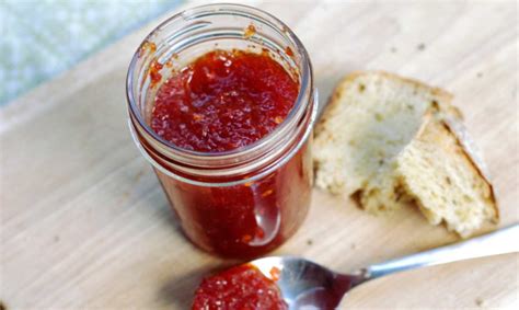 Marmellata di peperoncini piccanti ricetta preparazione