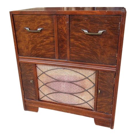 The radio has tubes that have to warm up to play. Vintage 1950's Zenith Radio-Record Player Console | Chairish