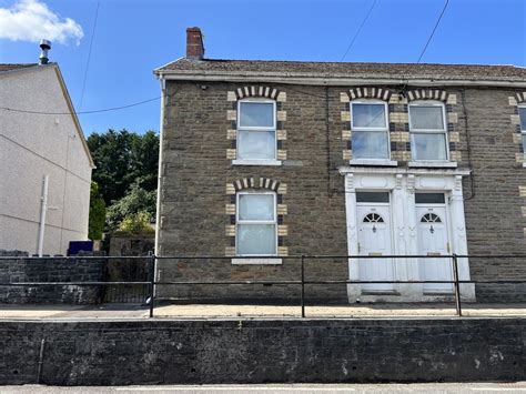 3 Bed Semi Detached House For Sale In Cwmamman Road Garnant Ammanford