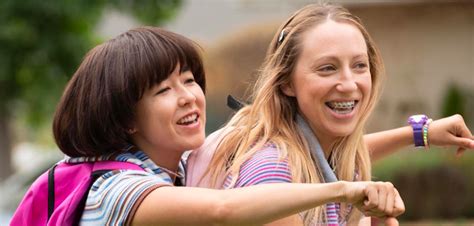 Pen15s Second Season Premieres On Cbc Gem The Tv Watercooler