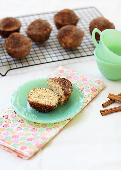 Agave banana chocolate donut muffins! Muffins That Taste Like Donuts | Good Life Eats