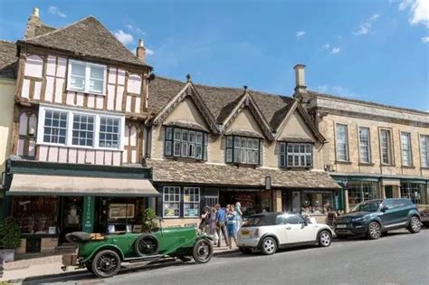 Seven Beautiful Oxfordshire Villages That Belong In A Fairytale
