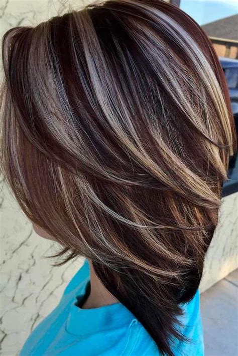 Top Cabello Negro Corto Con Mechas Platinadas Ordenapp