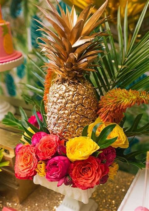 15 Must See Pineapple Wedding Ideas Pineapple Centerpiece Unique Wedding Centerpieces