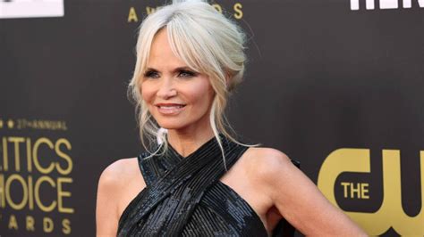 kristin chenoweth regrets not pursuing legal action after injuries on the good wife