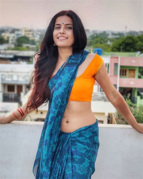 Pin By Mk On Indian Girls Saree Models Saree Look Mos