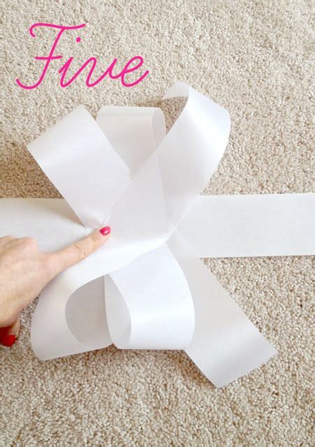 When it comes to bows on gifts, humans have been wrapping gifts since the invention of paper in the 2nd century b.c. How to make a bow in 5 easy steps | How to make bows, Bows ...