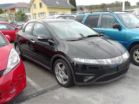 Be a super rare car. 2007 Honda Civic FK2 1.8
