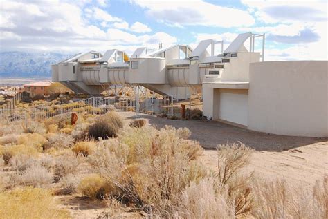 On the other hand, if you're visiting new mexico to see its beautiful desert vistas, come in mid or late spring, which is when the wildflowers bloom in the desert areas. Top 11 Craziest Homes in New Mexico | Crazy home, Crazy ...
