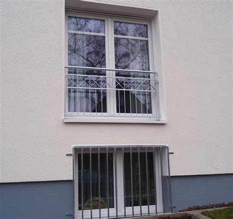 Fenstergitter innen bieten statischen oder mobilen einbruchschutz. Fenstergitter - Metallbau Senge
