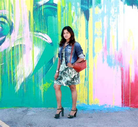 Photogenic Walls Ootd Chic Stylista By Miami Fashion Afroza Khan