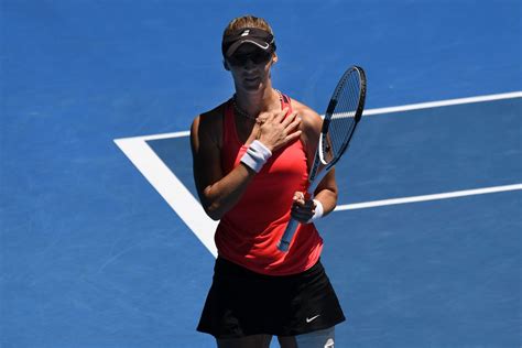 Watch highlights as karolina pliskova sweeps past aryna sabalenka to book her place in the final at wimbledon. Australian Open: Mirjana Lucic-Baroni steht überraschend ...