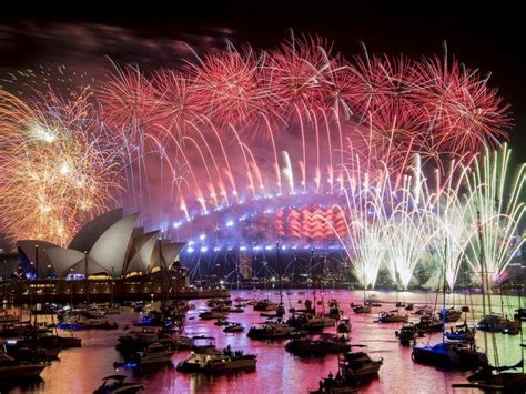 Petition Wont Stop Sydney Nye Fireworks Western Advocate Bathurst Nsw