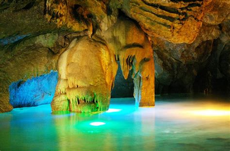 Karst Cave In Ne China Becomes Internet Sensation