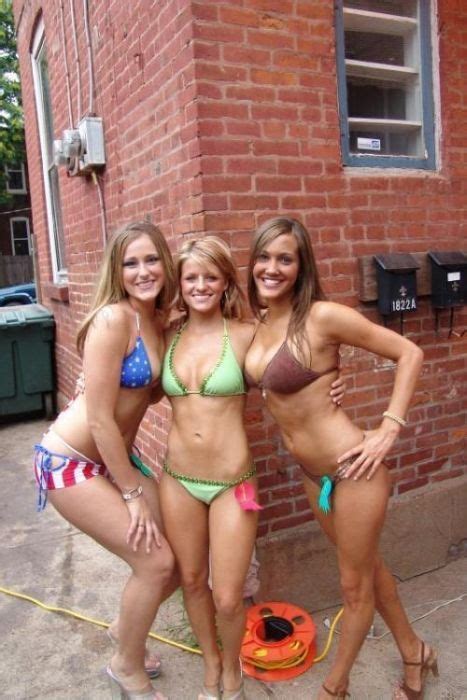 Hot Bikini Girls Of Facebook 29 Pics