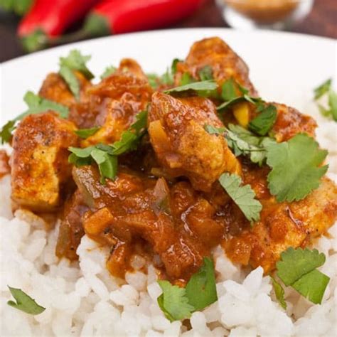 Using lamb on the bone gives the curry such a wonderful flavour and, after slow cooking, you get that amazing tender fall add in garlic, ginger, salt, garam masala, curry powder, paprika and cinnamon and stir together. Our Resident Chef Cicero's Easy Chicken Curry