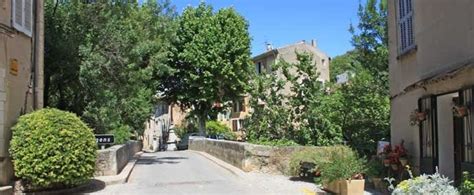 Planning a business trip and need accommodation with a convenient location? Correns - Tourisme Var Cte d'Azur