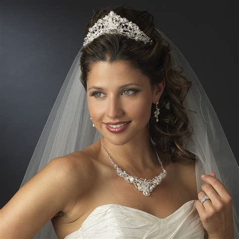 Wholesale Crystal Matching Bridal Jewelry & Tiara Set from