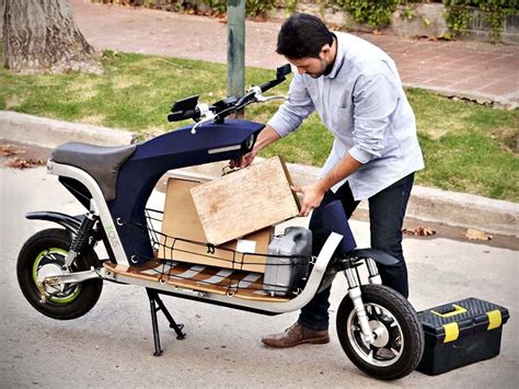 Equs Cargo Motorcycle Has Remote Steering Offers Voluminous Area For