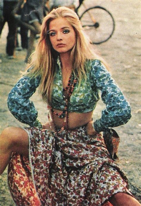 Pin By On Women Woodstock Fashion Woodstock Outfit Music Festival