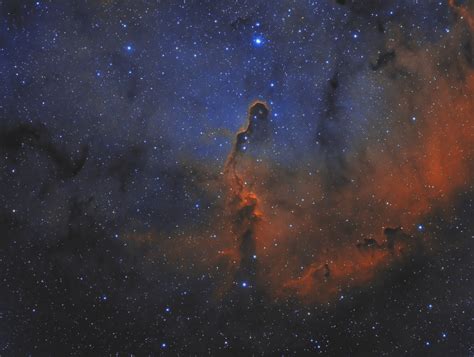 Ic 1396 Elephant Trunk Nebula In Cepheus Νεφελώματα Astrovox