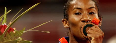 Квадрос кетлин / quadros ketleyn. Ketleyn Quadros ganhou medalha de bronze no judô nas ...