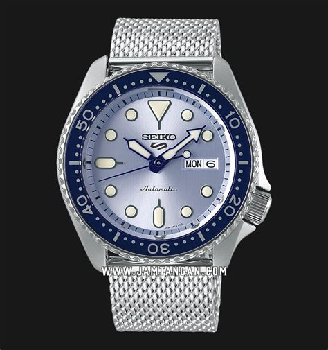 seiko 5 sports srpe77k1 light blue dial stainless steel strap