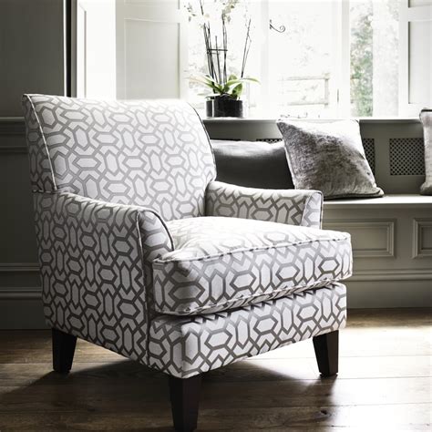 Beatrice Accent Chair P3224 37675 Zoom 