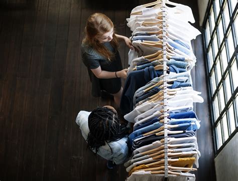 Apparel Merchandising Basics Rules And Tips For Retail
