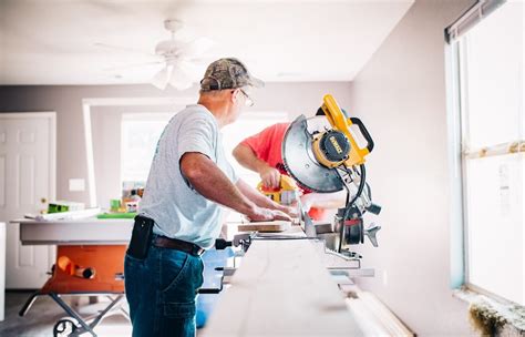 How To Choose The Right Contractor For Your Next Home Project