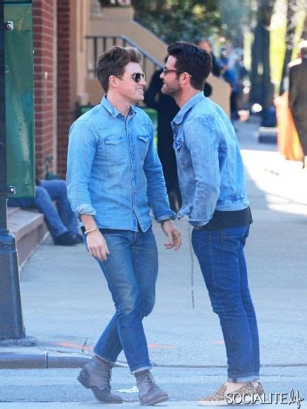 Nate Berkus And Fiance Jeremiah Brent Kiss While Waiting For The Light