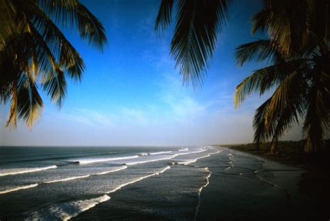 Sunrise kayak & paddle boarding, monty's beach lodge montage, sunset, los agave for the last dinner. Surf, Sand, and Sun - Nicaragua Tourism