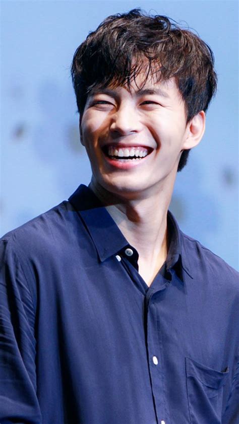 His Laugh 🤣 Lee Hong Bin Vixx Hongbin Leo Vixx Members Lee Jaehwan