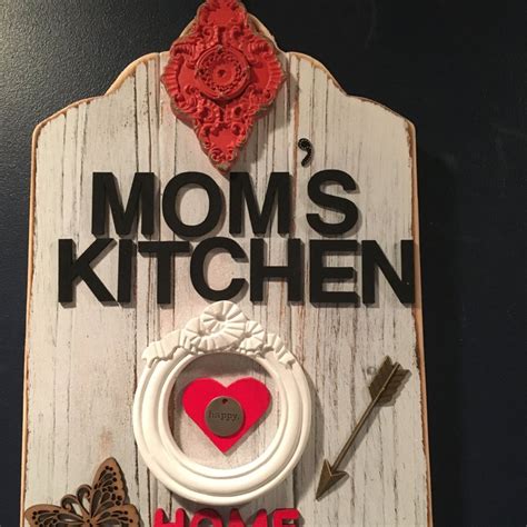 Moms Kitchen Eat Rustic Kitchen Sign Kitchen Wall Decor Etsy