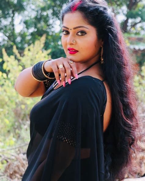 Hot Bhojpuri Actress