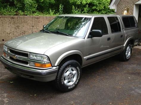 Sell Used 2002 Chevrolet S10 Zr5 Crew Cab Pickup 4 Door 43l 4x4 In