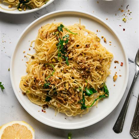 Angel Hair Noodles With Arugula And Pistachio The Live In Kitchen