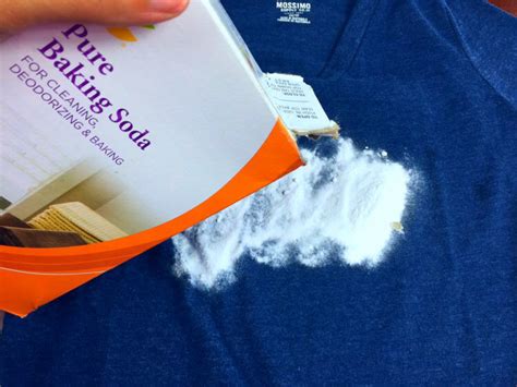 Remove Stubborn Oil Stains From Clothes With Just 3 Simple Ingredients Remove Oil Stains Grease