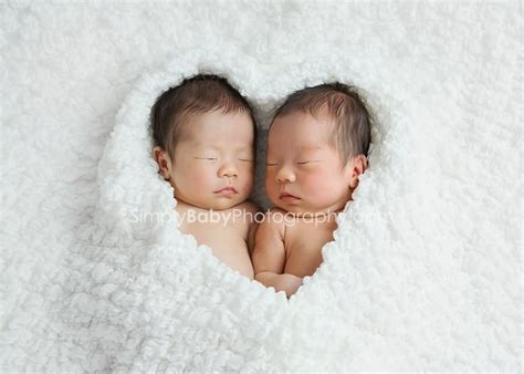 Cute Twin Babies Photos