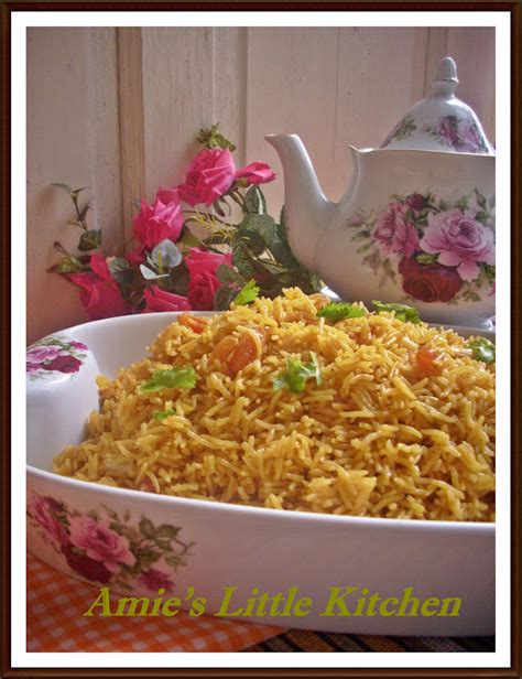 Nasi minyak merupakan nasi basmati yang ditanak dengan rempah ratus dan minyak sapi. AMIE'S LITTLE KITCHEN: Nasi Minyak, Ayam Masak Merah ...