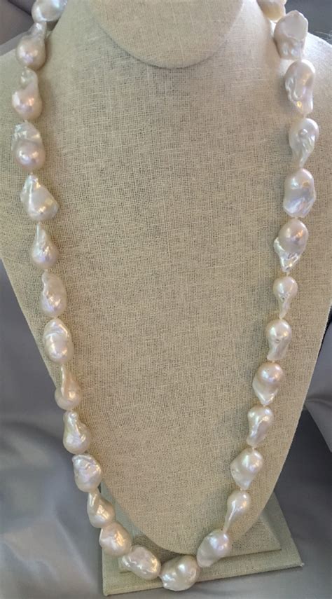 24mm White Fresh Water Baroque Pearl Necklace Rafael Osona Auctions