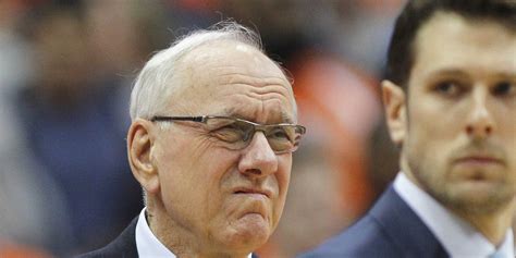 Share all sharing options for: Syracuse coach Jim Boeheim gets loud ovation for Duke game