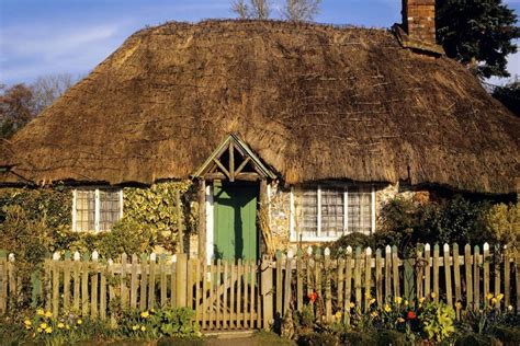 24 Beautiful Thatched Cottages In England 5 You Can Stay In Day