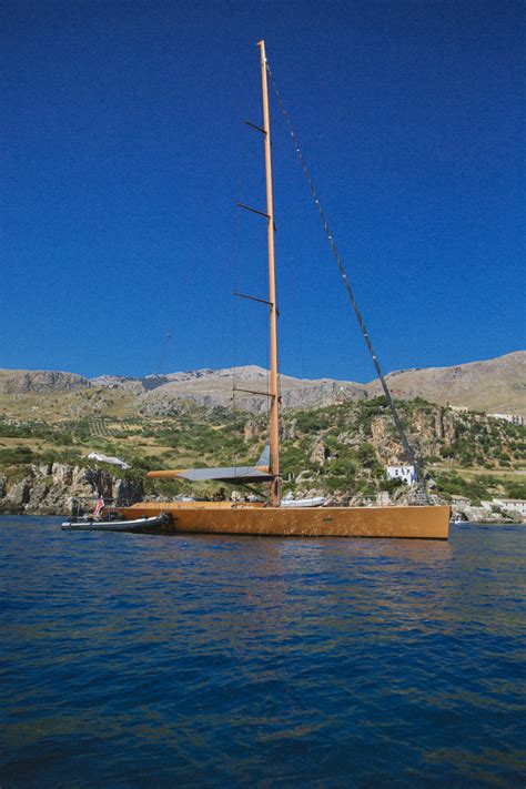 The Londoner Boat Day Sicily