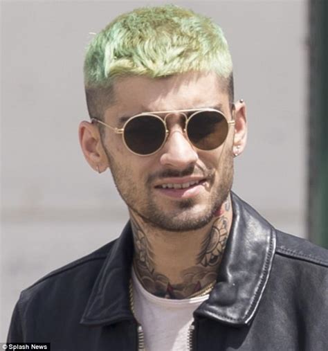 Zayn Malik Steps Out With Lurid Green Dye Job In Miami Daily Mail Online