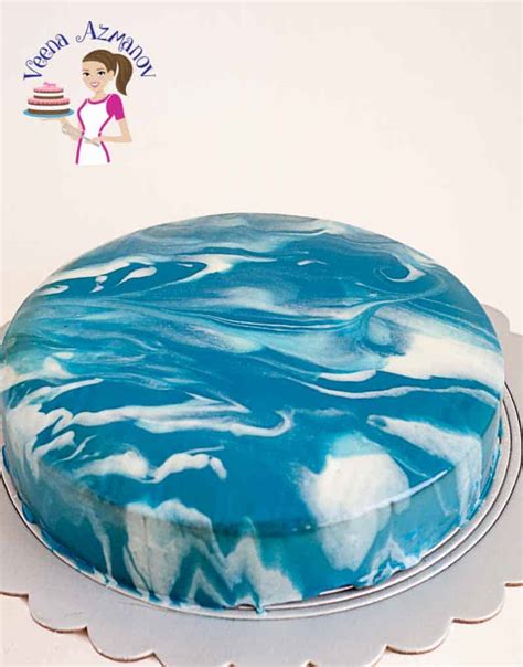 If you are a beginning baker, i would suggest sticking with buttercream frosting for your cake decorating before. How to make a Mirror Glaze Cake - Veena Azmanov