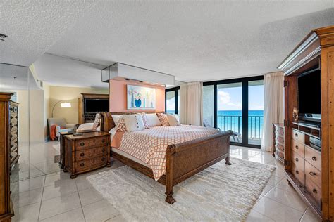 3360 South Ocean Boulevard, Palm Beach, FL 33480 | Living Proof Real