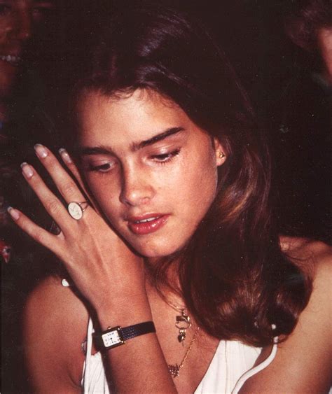 Pin By Patrick Mahoney On Inspiration In 2019 Brooke Shields Young