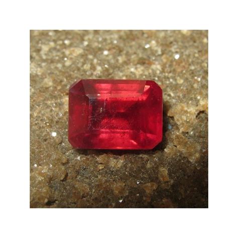 Permata Natural Ruby Purplish Red Octagon 237 Carat